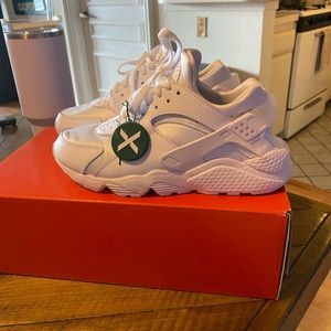 Stock X verified Brand new Nike Air Huarache